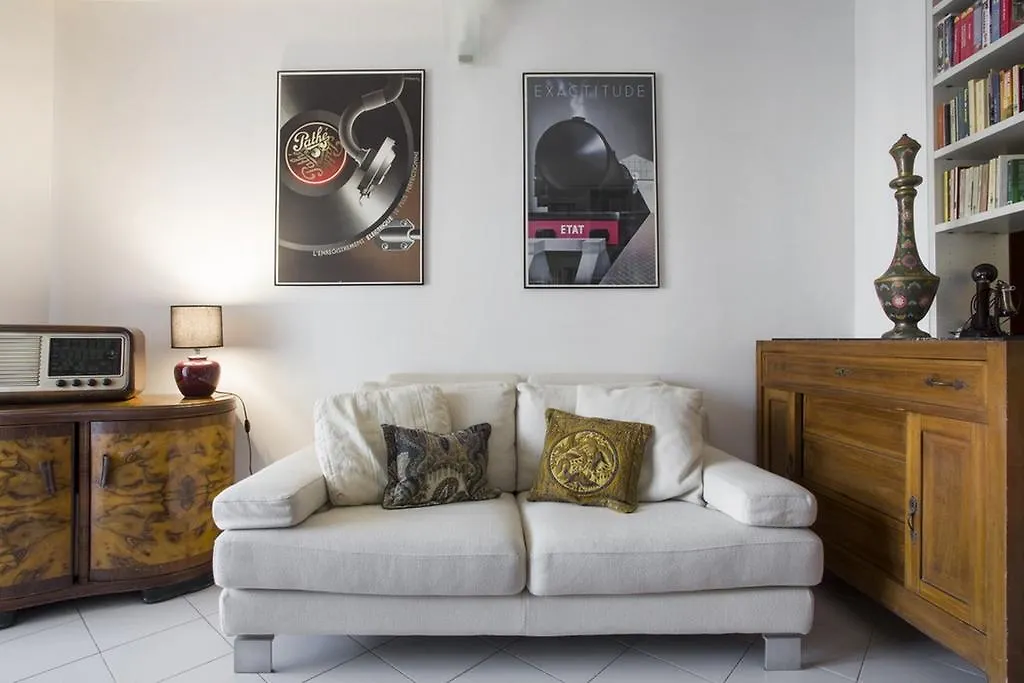 Apartment Montebello Rome