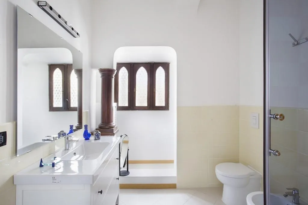 Apartment Montebello Rome